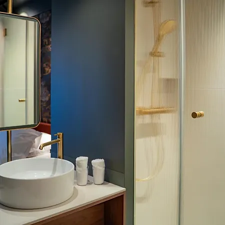 Готель Le Rapp