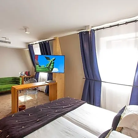 Hotell Le Rapp 4*
