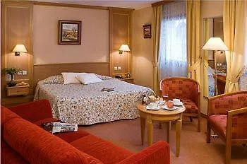 Le Rapp Otel 4*