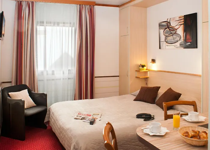 Готель Le Rapp Кольмар